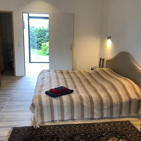 게스트하우스 Les De Mont St Sebastien 3*
